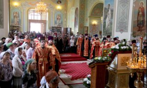 В Саратов доставлена частица Пояса Пресвятой Богородицы