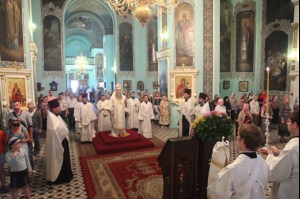 Всенощное бдение в Духосошественском кафедральном соборе г. Саратова