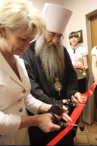 Митрополит Саратовский и Вольский Лонгин посетил Татищевский район