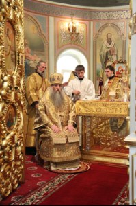Божественная литургия в храме Всех Святых, в земле Российской просиявших г. Саратова