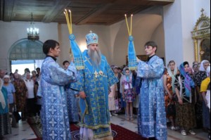 Встреча крестного хода в Вавилов Дол в г. Балаково