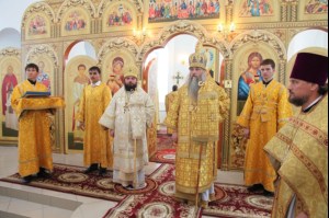 Божественная литургия в храме в честь Первоверховных апостолов Петра и Павла г. Красноармейск