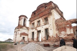 Митрополит Лонгин посетил Базарно-Карабулакский район