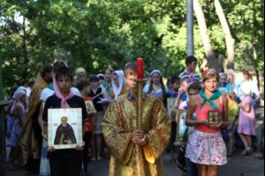 В православном лагере «Солнечный» прошел крестный ход