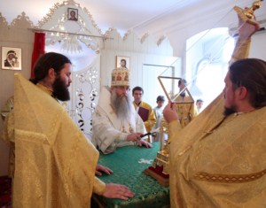 Началась Архипастырская поездка Митрополита Лонгина в Вольский район