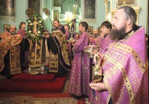 Всенощное бдение в Духосошественском соборе г. Саратова