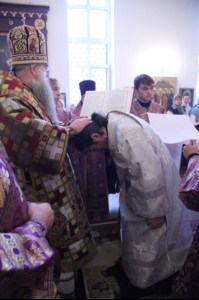Божественная литургия в храме во имя святого пророка Божия Илии г. Саратова