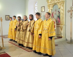 Божественная литургия в храме в честь Покрова Божией Матери г. Петровска