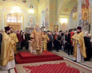 Божественная литургия в Свято-Покровском соборе г.Саратова