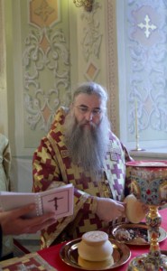 Божественная литургия в Свято-Покровском соборе г.Саратова