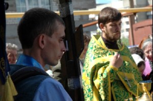 Начало крестного хода в Вавилов Дол