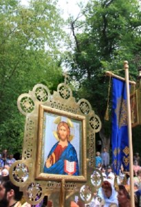 Крестный ход к источнику святой великомученицы Параскевы в с.Елшанка Воскресенского района