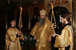 Преподаватели и воспитанники Саратовской семинарии совершили паломническую поездку в Троице-Сергиеву Лавру и к святыням Ярославской епархии