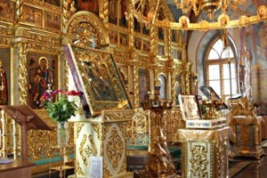 Преподаватели и воспитанники Саратовской семинарии совершили паломническую поездку в Троице-Сергиеву Лавру и к святыням Ярославской епархии