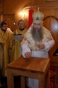Великое освящение храма в честь Рождества Христова в селе Старая Жуковка Базарно-Карабулакского района