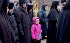 В Свято-Алексиевском женском монастыре освящены десять колоколов для нового храма в честь Смоленской иконы Божией Матери «Одигитрия»