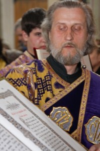 Чин умовения ног в Покровском храме Саратова
