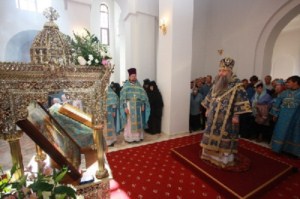 В Саратов прибыла чудотворная икона Божией Матери «Всецарица»