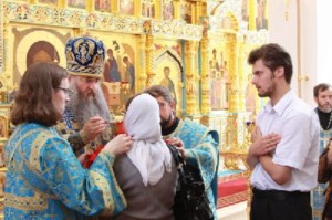 В Саратов прибыла чудотворная икона Божией Матери «Всецарица»
