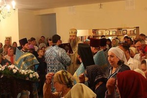 Освящен храм в поселке Поливановка города Саратова