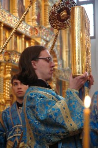 В Саратовскую епархию прибыли святыни Свято-Введенского Толгского монастыря