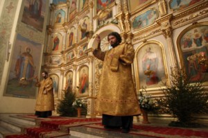 Великая Рождественская вечерня в Покровском храме Саратова