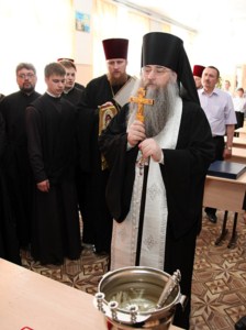 Архипастырская поездка в Аркадакский район