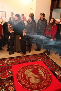 Божественная литургия в храме в честь Рождества Христова с. Рыбушка Саратовского района