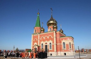 Божественная литургия в храме в честь Рождества Христова с. Рыбушка Саратовского района