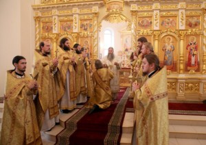 Божественная литургия в Свято-Троицком кафедральном соборе г. Вольска