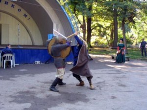 В саратовском городском парке прошла акция «Православная молодежь - за здоровый образ жизни»