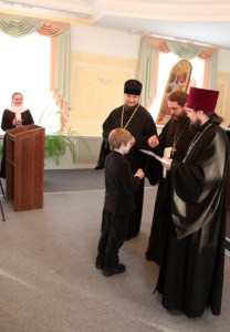 Конкурс чтецов "В начале было Слово"