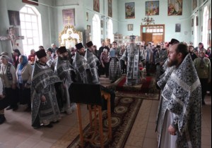 Литургия Преждеосвященных Даров в Свято-Троицком храме г. Красный Кут