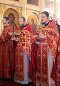 Божественная литургия в храме во имя святого преподобного Серафима Саровского г. Саратова