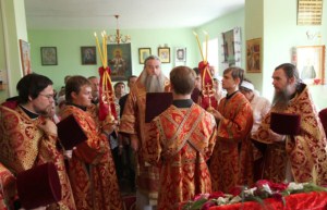 Божественная литургия в храме во имя святого мученика Иоанна Воина с.Лавровка Краснокутского района