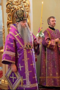 Всенощное бдение в Свято-Покровском храме Саратова