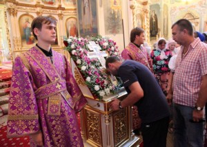 Всенощное бдение в Свято-Покровском храме Саратова