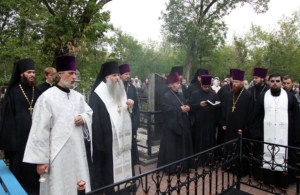 Панихида на Воскресенском кладбище г. Саратова