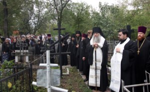 Панихида на Воскресенском кладбище г. Саратова