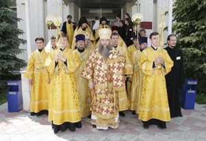 Прибытие десницы святого Пророка, Предтечи и Крестителя Господня Иоанна. Крестный ход. Саратов.