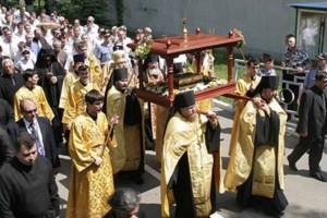 Прибытие десницы святого Пророка, Предтечи и Крестителя Господня Иоанна. Крестный ход. Саратов.