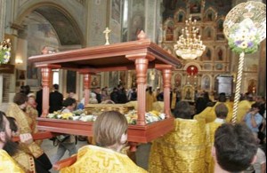 Прибытие десницы святого Пророка, Предтечи и Крестителя Господня Иоанна. Крестный ход. Саратов.