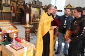 Совершен молебен перед мотопаломничеством Саратов — Куликово поле