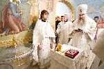 Крещальная Литургия в Свято-Троицком соборе Саратова