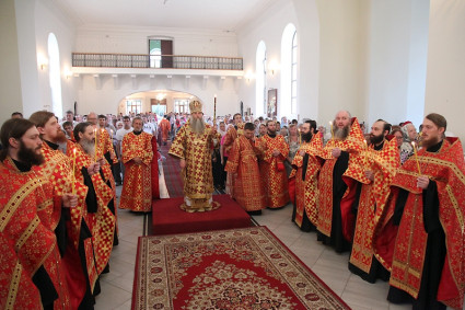 Всенощное бдение в Свято-Никольском мужском монастыре г. Саратова