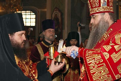 Благодатный огонь в Саратове