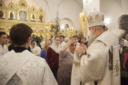 Великое повечерие и утреня в храме в честь Рождества Христова г.Саратова