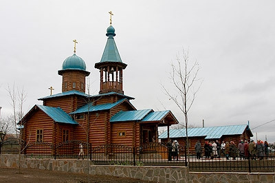 Великое освящение храма в честь Рождества Христова в селе Старая Жуковка Базарно-Карабулакского района