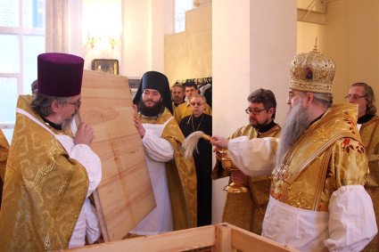Великое освящение Казанского храма Саратова