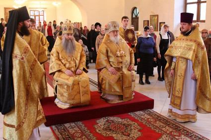 Божественная литургия в Свято-Никольском мужском монастыре г. Саратова